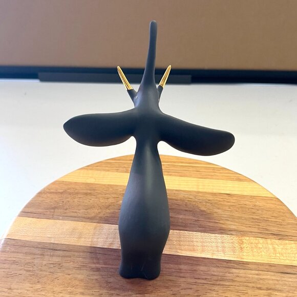 Very Rare Hollóháza Porcelain Specially Crafted & Hand-Painted Elephant Figurine - Picture 4 of 16